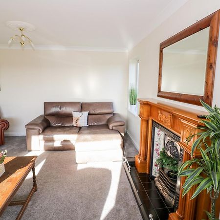 Tixall Manor Farm Стафорд Екстериор снимка