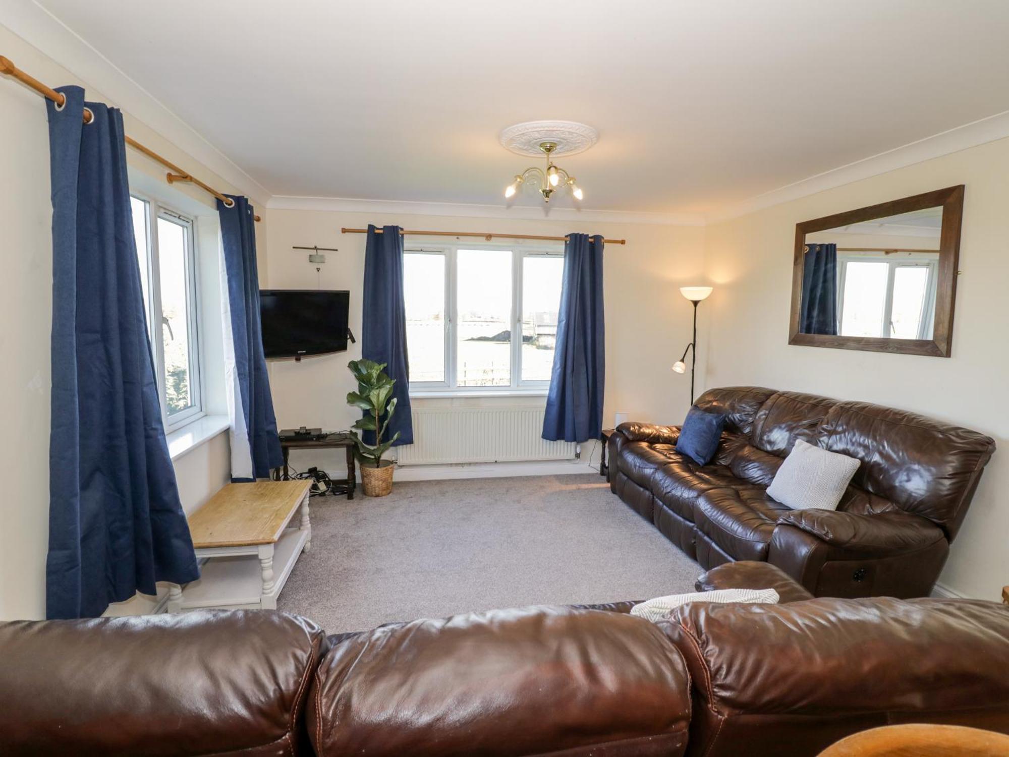Tixall Manor Farm Стафорд Екстериор снимка