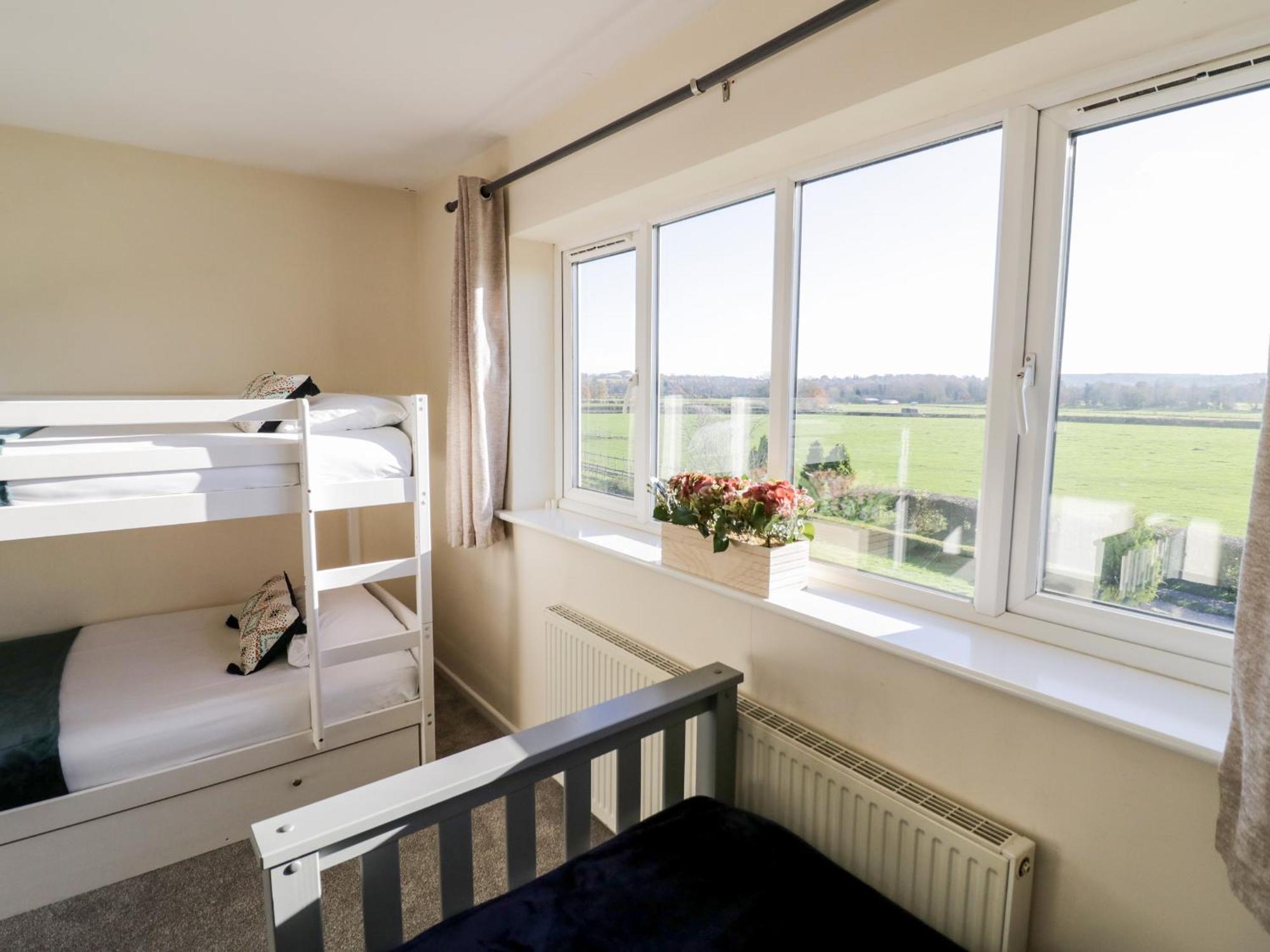 Tixall Manor Farm Стафорд Екстериор снимка